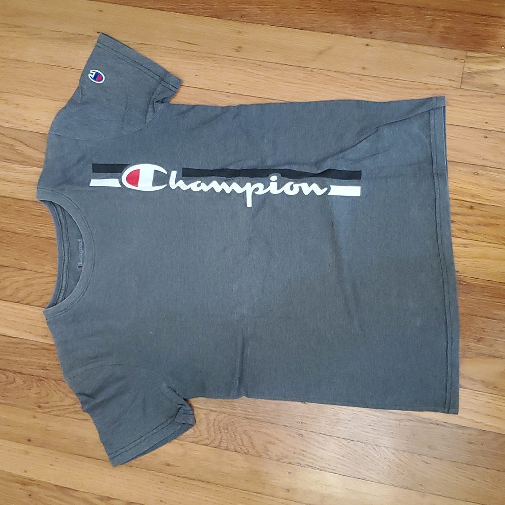 Boys Champion T-shirt - Size Youth LG